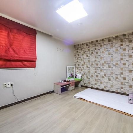 J Motel Gwangalli בוסאן מראה חיצוני תמונה